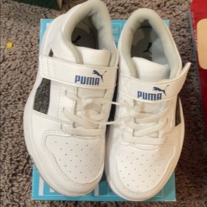 puma sneakers